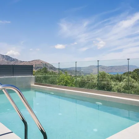 Four Horizons Luxury *