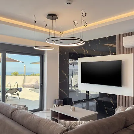 Four Horizons Luxury * Kournás