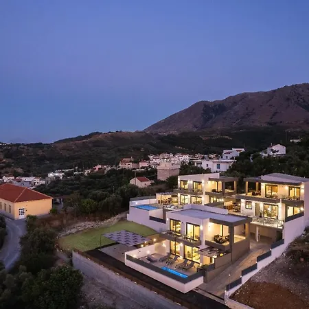 Four Horizons Luxury *