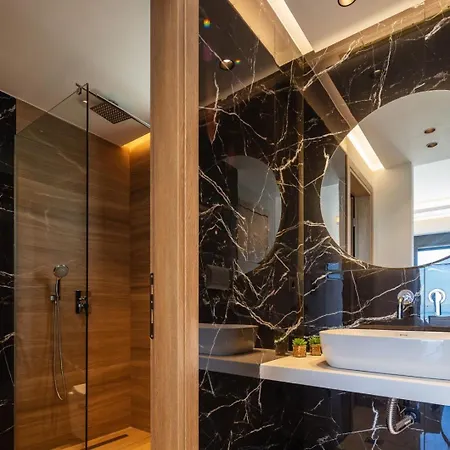 Apartment Four Horizons Luxury *