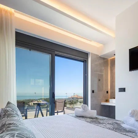 Four Horizons Luxury Apartment