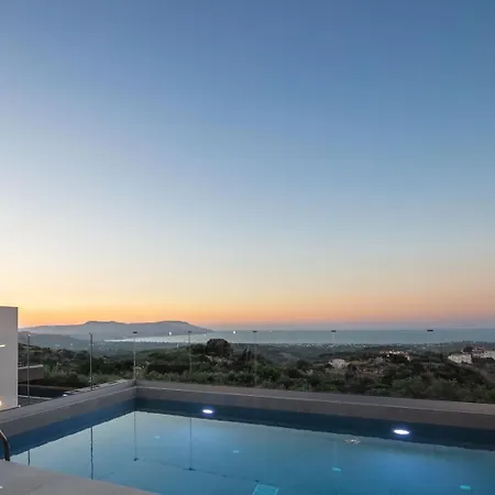 Four Horizons Luxury * Kournas
