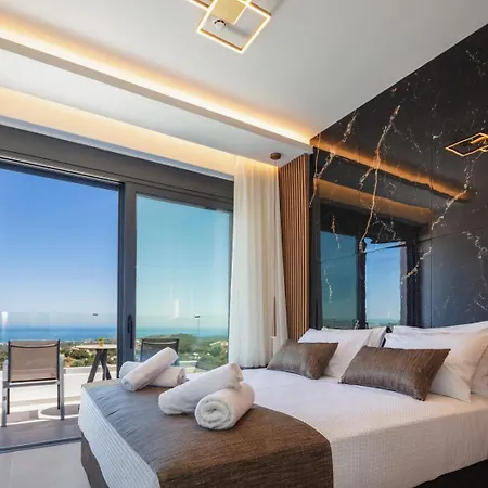 Four Horizons Luxury Kournás