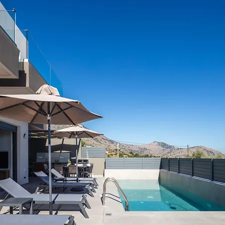 Four Horizons Luxury
