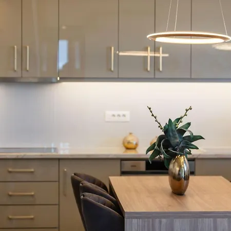 Four Horizons Luxury Apartment Kournas