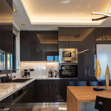 Four Horizons Luxury * Kournas